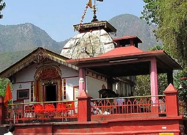 Kashi Vishwanath Temple at Uttarkashi in Uttarakhand