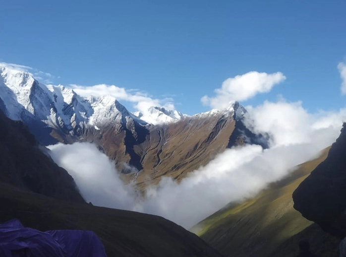 Mesmerising view of Ronti Saddle near Lohajung village in Uttarakhand