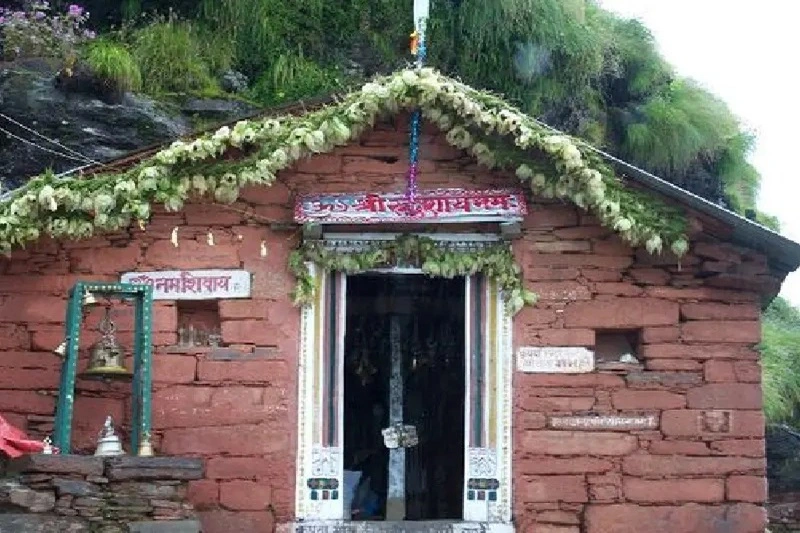 Rudranath Temple closee view