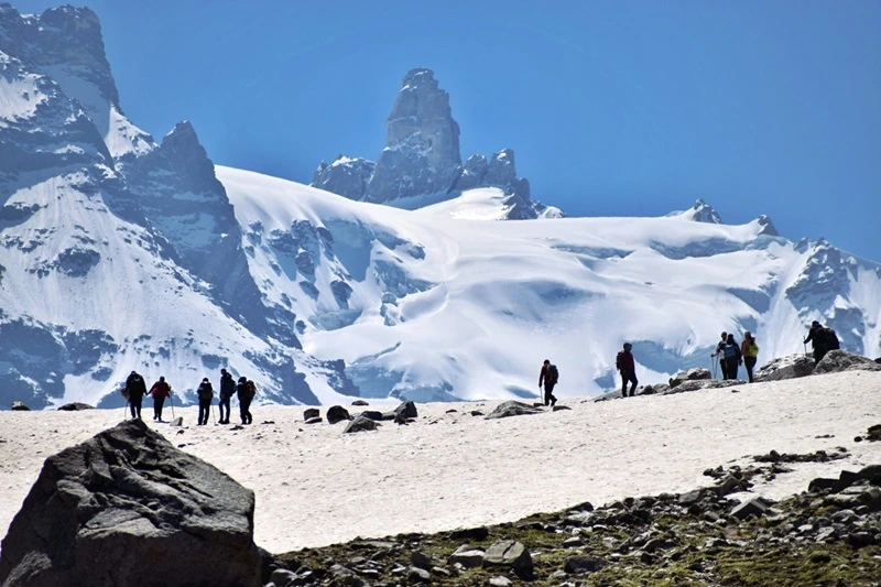 Laka glacier trek the best camping location in Himachal Pradesh