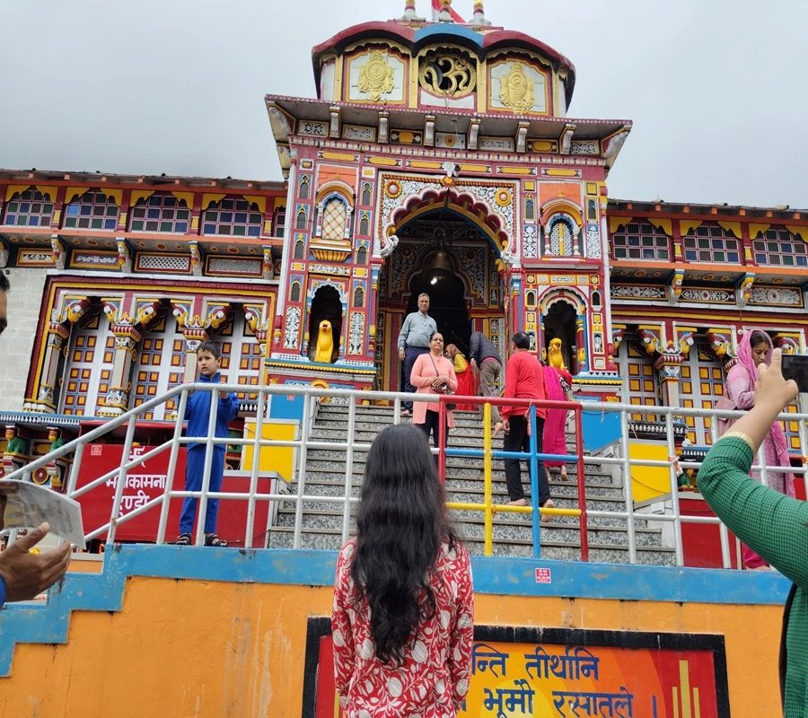 Front view of badrinath temple, the second temple of our do dham yatra package 2025