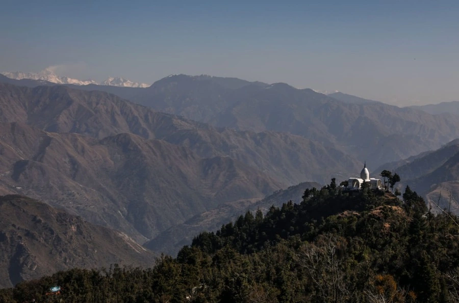 Amazing view of surrounding from the trekking route to Kedarnath Temple