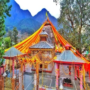 Beautifully decorated Vishwanath temple to be visited during our char dham tour