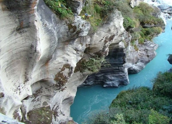 Saraswati river near Vasudhara waterfall